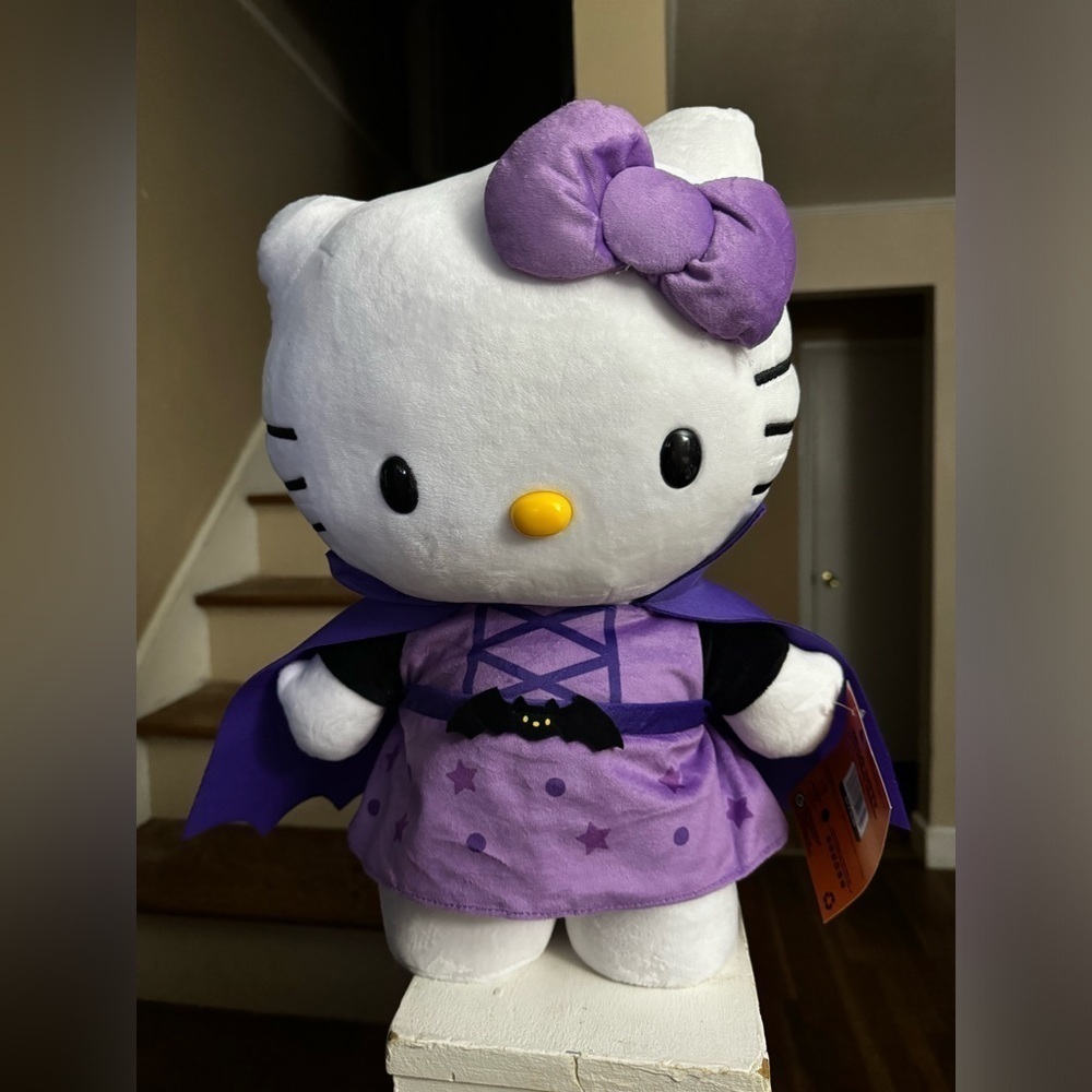NEW Hello Kitty 16” Halloween 2024 Greeter